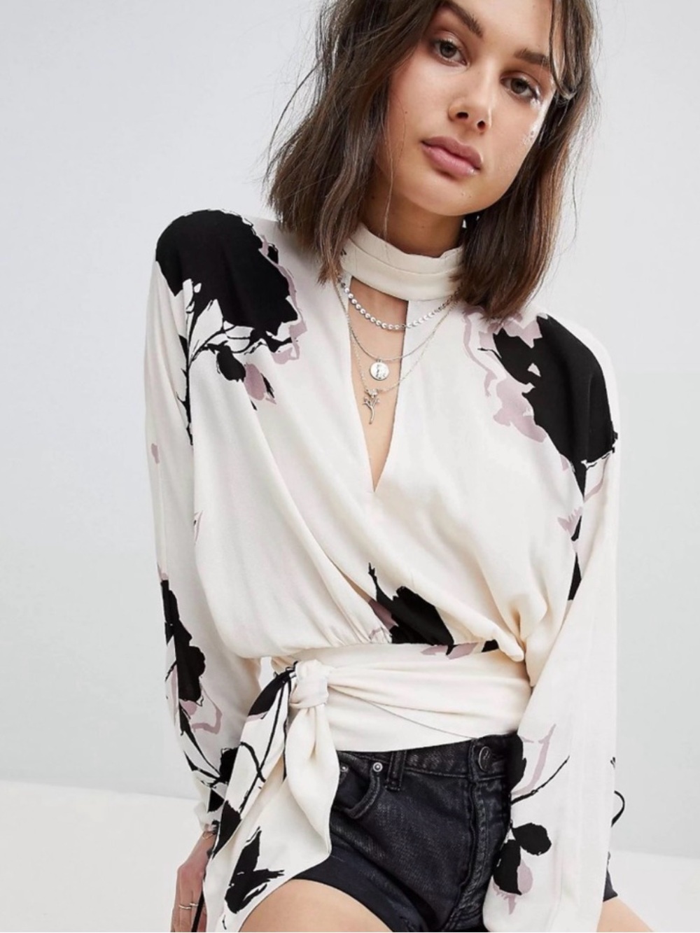 Free People Floral Wrap Top 💜 ⭐️